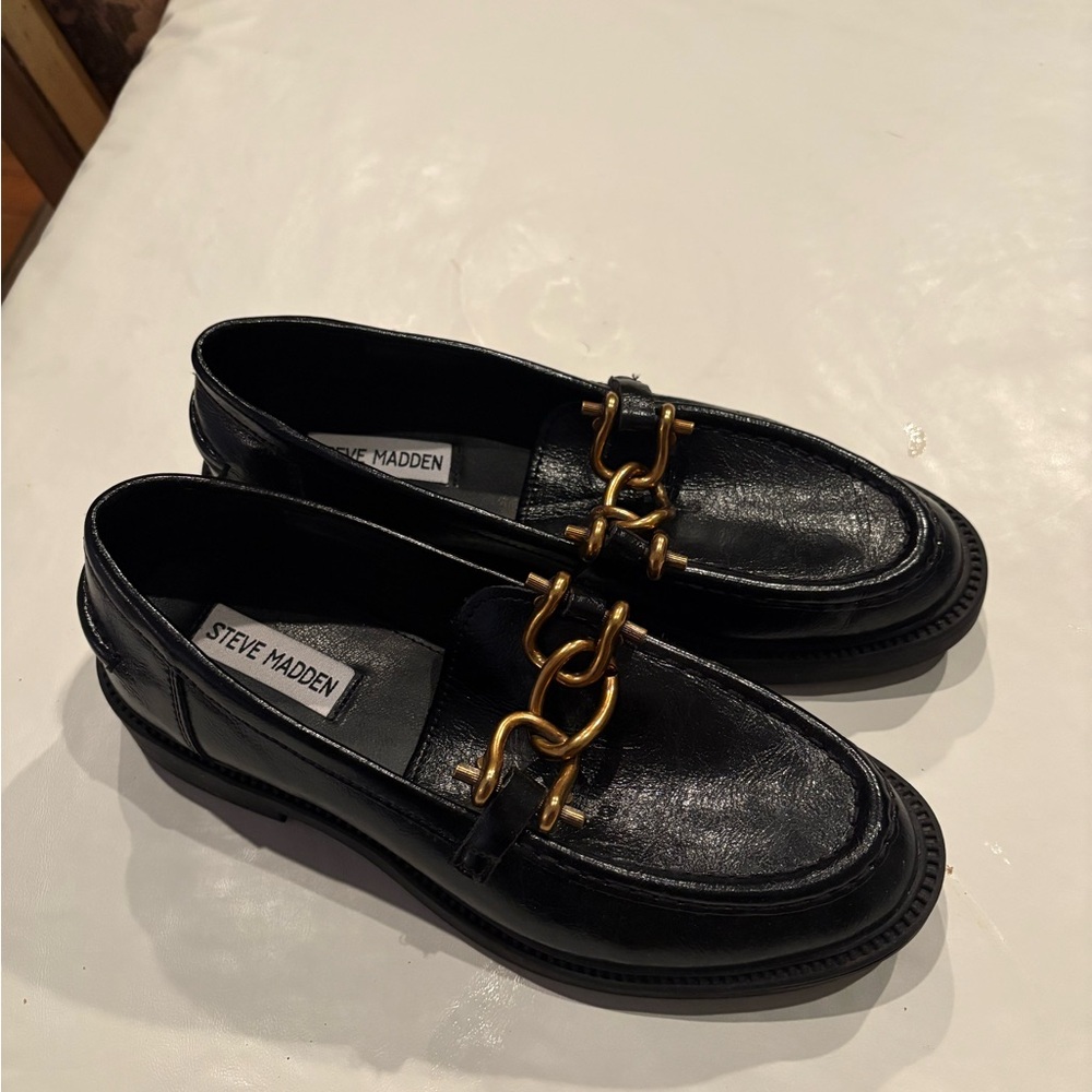 Steve Madden Black Loafers with Bold Gold Chain